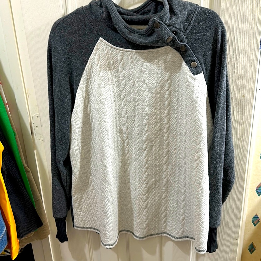 Comfy oversized sweater from Maurice’s XL